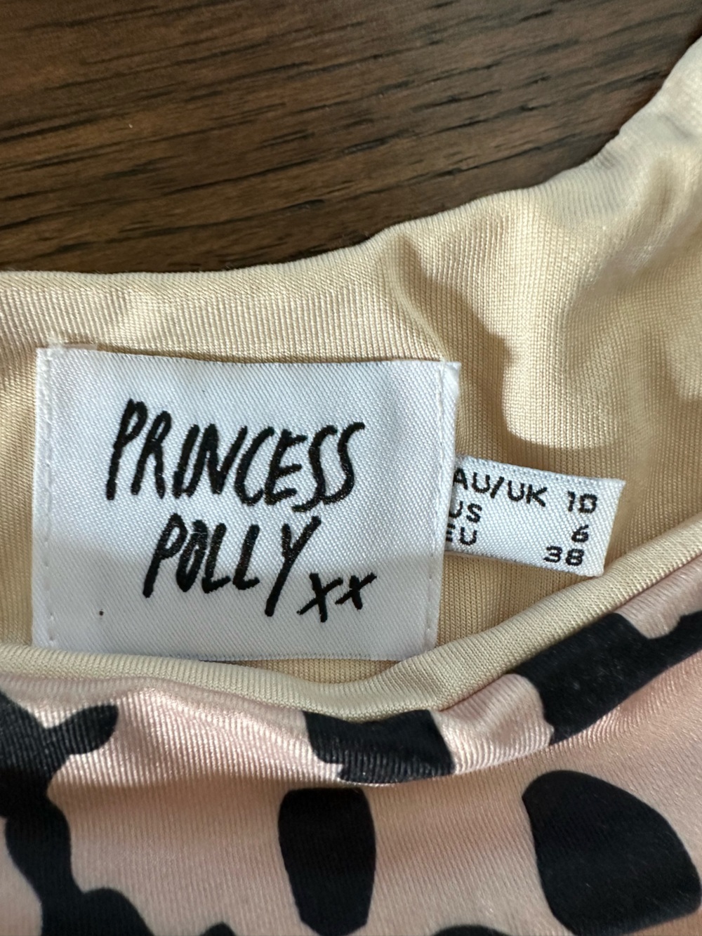 Princess Polly Women's Leopard Bodysuit- size 6 - Picture 2 of 5